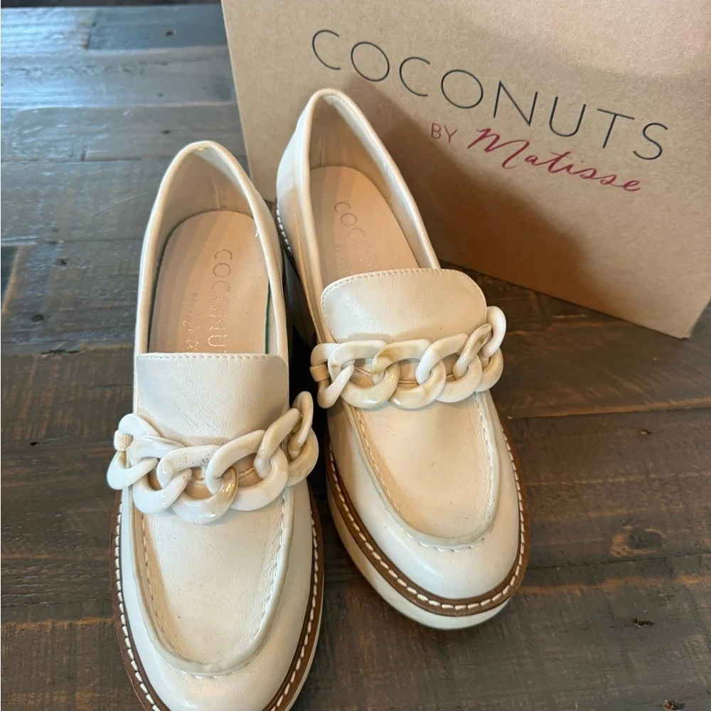Coconuts by Matisse Ivory Louie platform Loafers size 5.5 women’s